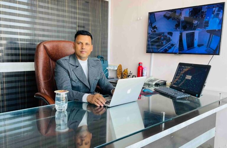 Avinash Singh Founder